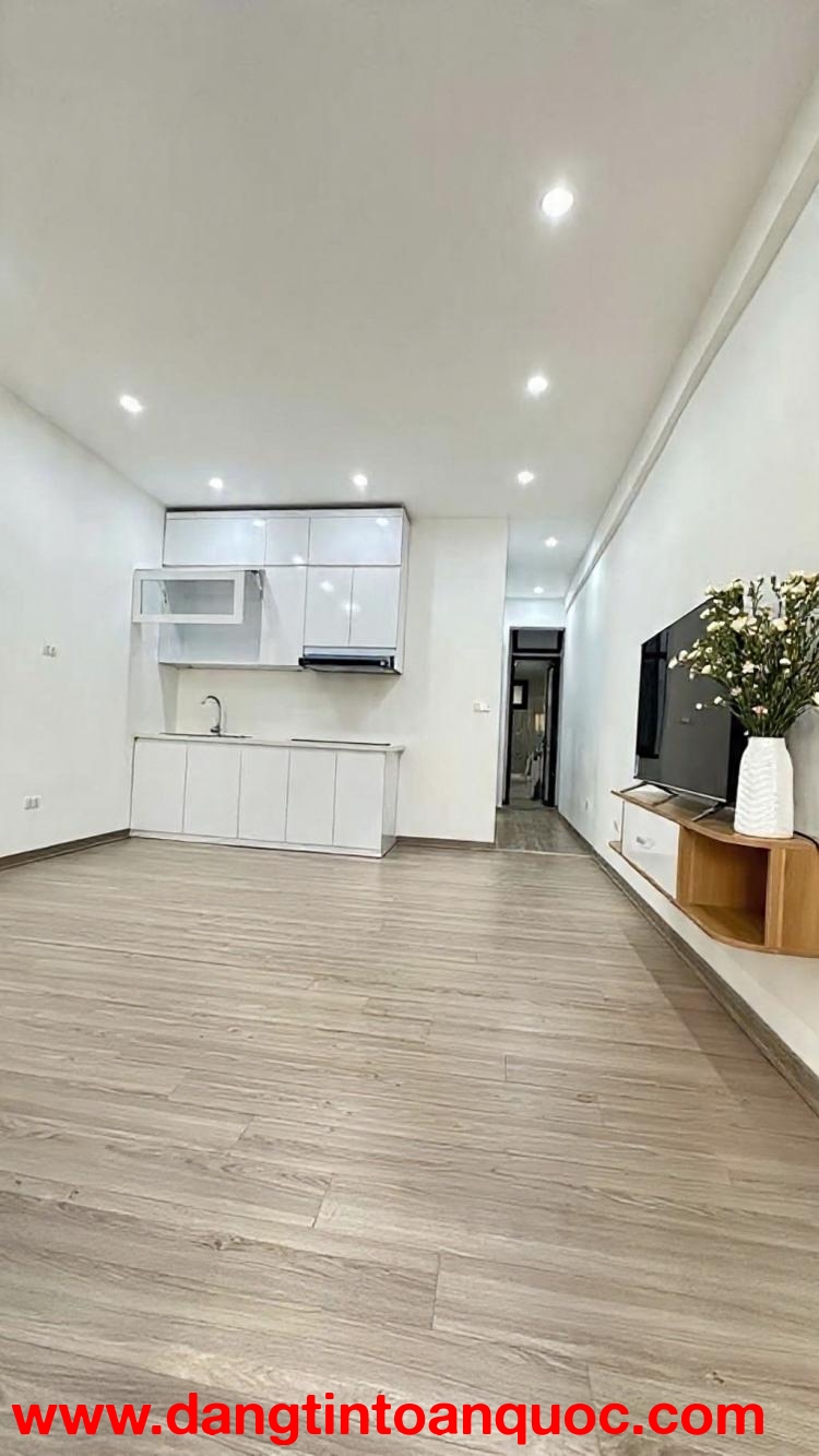 bán nhà tập thể đại học sư phạm trần quốc hoàn DT 65m giá 3,9 tỷ full nội thất