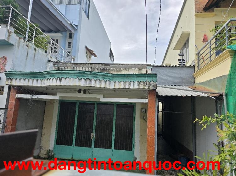 Bán Đất Tặng nhà, Huỳnh Tấn Phát Q7, 138m2, Nhỉnh 6 tỷ.