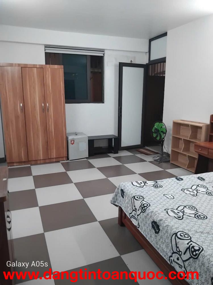 Ngõ 99 Trung Kính phòng 25m2, giá chỉ 4.5 triệu