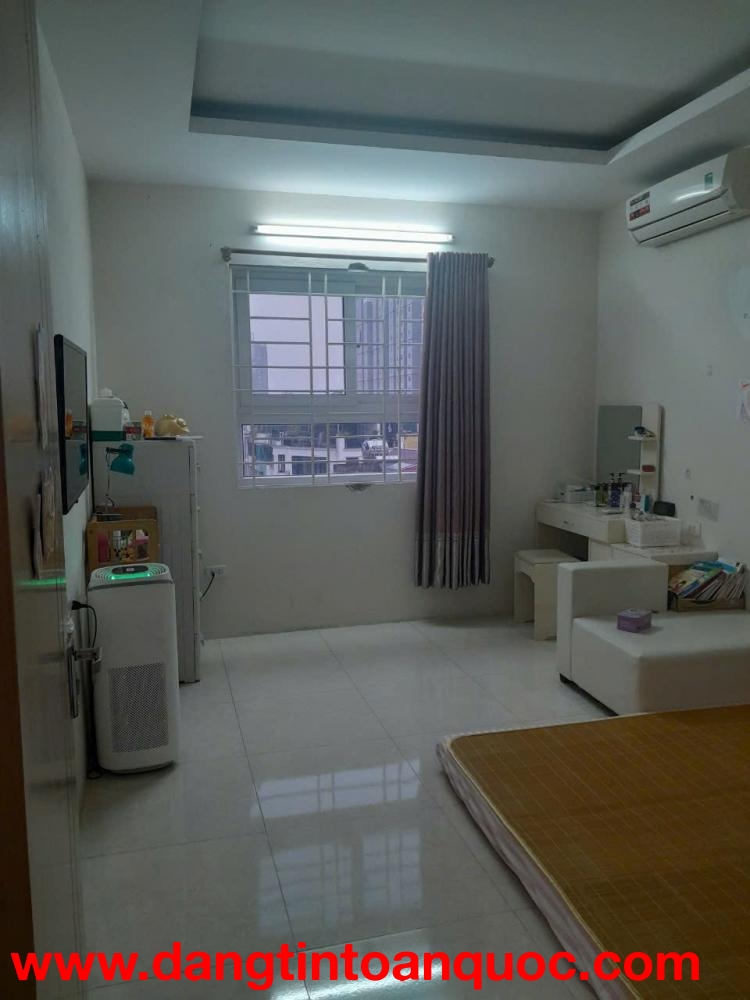 Cho thuê căn hộ chung cư ngõ 622 Minh Khai 70m2, 2 ngủ, 10.5 Triệu