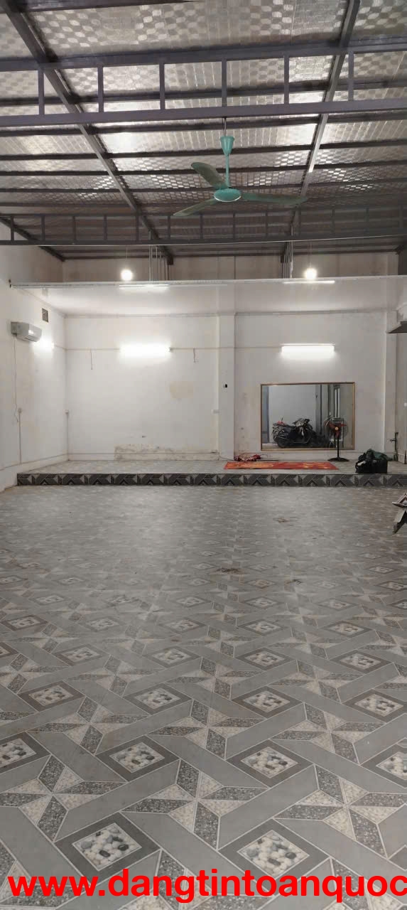 CHO THUÊ KHO/XƯỞNG 115m² – VỊ TRÍ ĐẸP GẦN CẦU THANH TRÌ