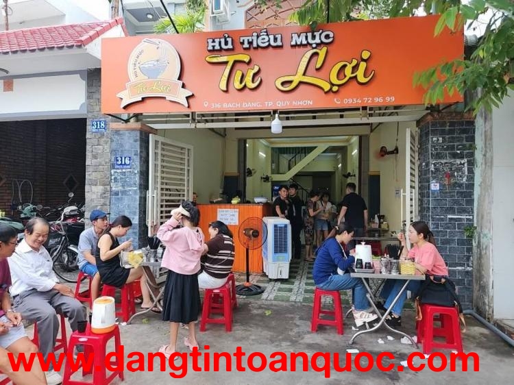 CÓ CÔNG VIỆC CẦN SANG QUÁN ĂN ĐANG HOẠT ĐỘNG TỐT