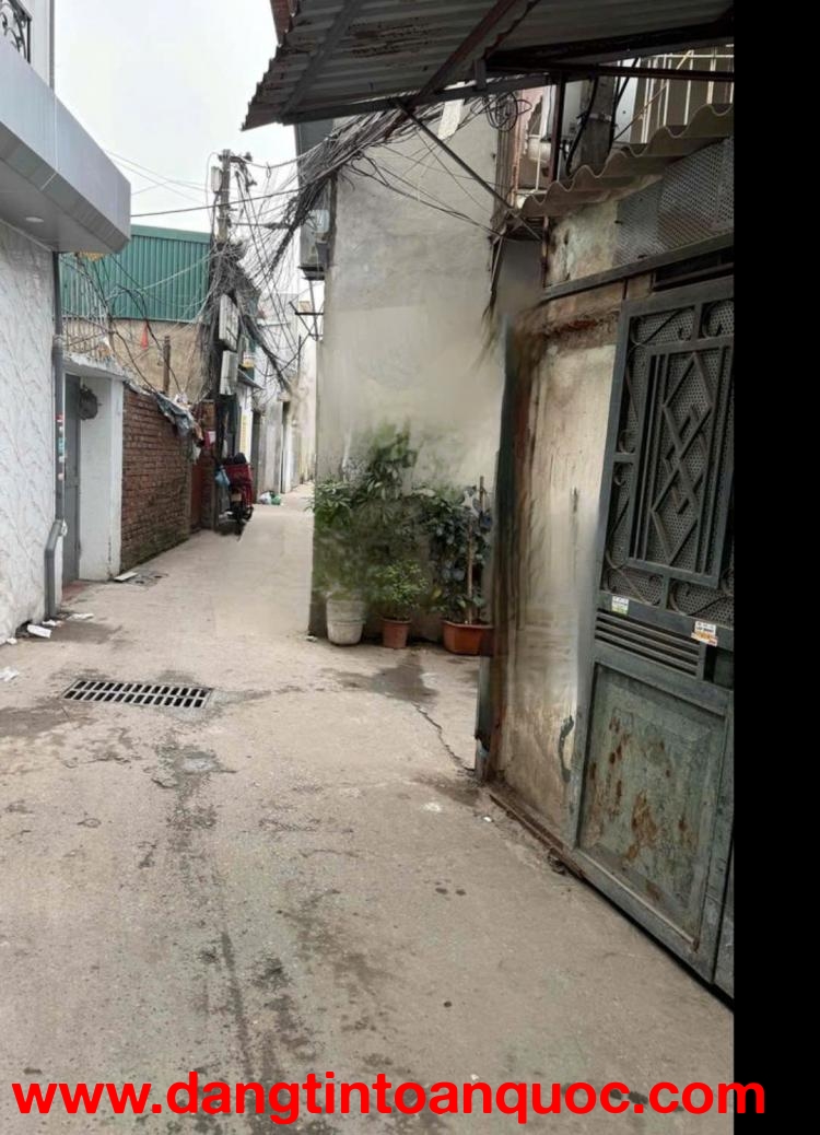 Cho thuê nhà ngõ Tân Khai, Diện tích 30m² + gác xép 20m² + sân 20m² 4 triệu