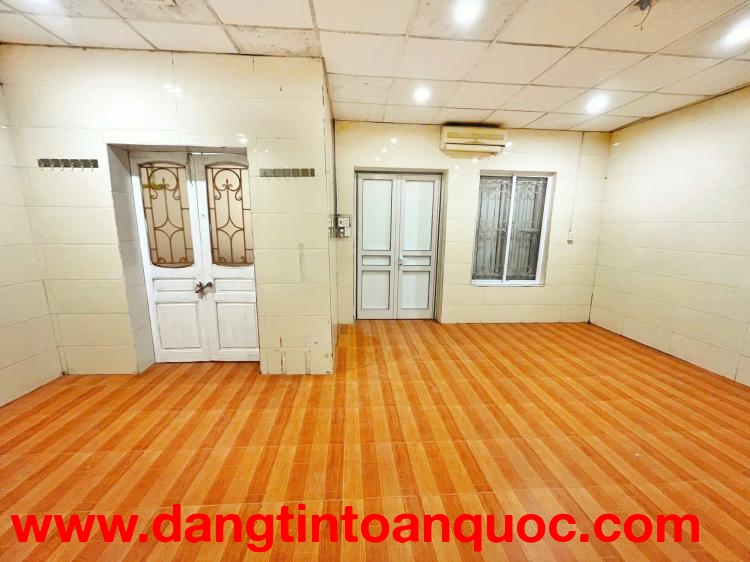 Cho thuê nhà Lê Duẩn, 80m², 2 phòng ngủ, 6 triệu