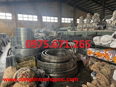 Địa chỉ mua vòng tròn sắt mỹ thuật uy tín