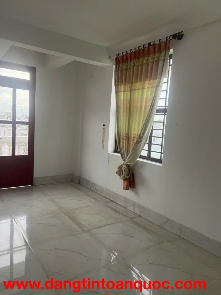 CHO SINH VIÊN THUÊ PHÒNG MỚI - HẺM 105 NGUYỄN TƯ GIẢN , GÒ VẤP