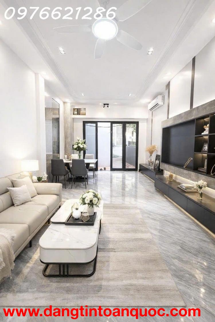 Bán nhà FULL nội thất Nguyễn Văn Cừ – 45m² – trung tâm Ngọc Lâm – giá 9,x tỷ