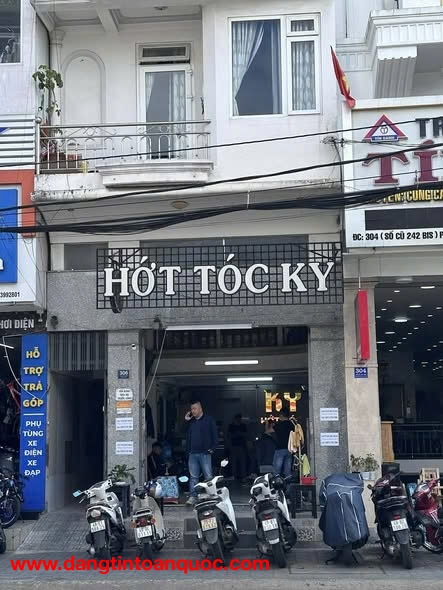 CẦN SANG MẶT BẰNG VỊ TRÍ ĐẸP – PHAN ĐÌNH PHÙNG , TP ĐÀ LẠT