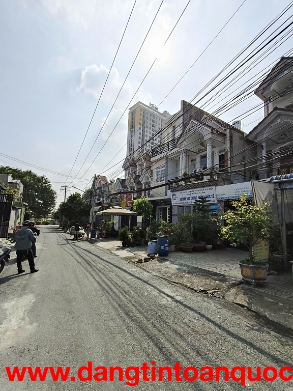 CHỦ GỬI BÁN NHÀ MẶT TIỀN TRẦN ĐẠI NGHĨA DĨ AN NGAY QUỐC LỘ 1K