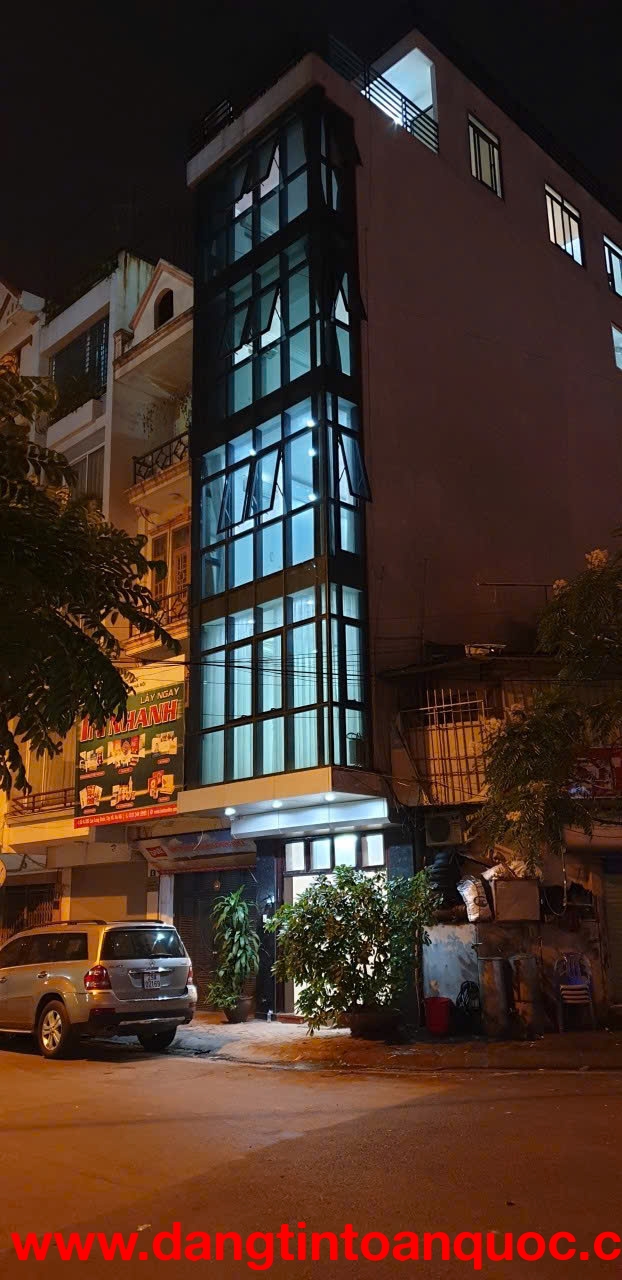 CHO THUÊ TOÀ NHÀ MẶT PHỐ MỚI 100% – 2 MẶT TIỀN ĐẸP – PHỐ LẠC LONG QUÂN