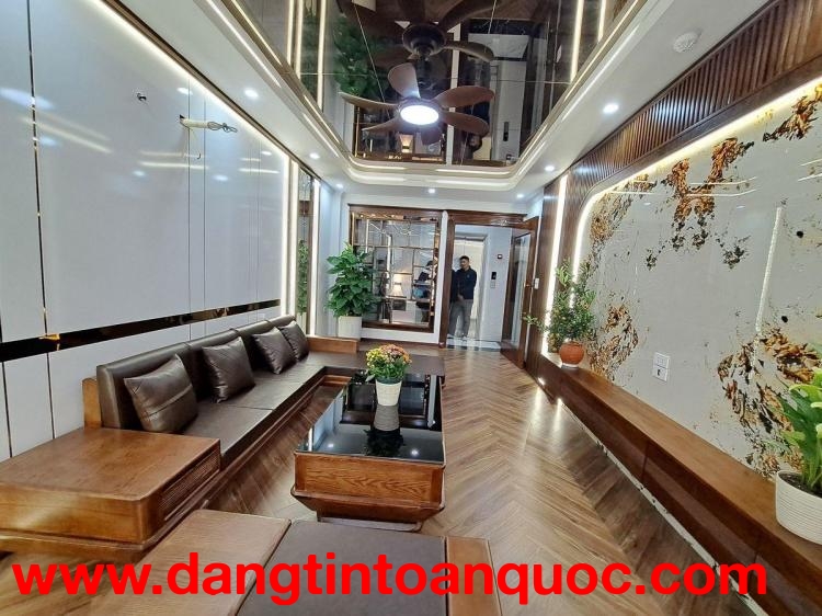 ???????? VIP PHÂN LÔ HOÀNG ĐẠO THÀNH – Ô TÔ – KINH DOANH – THANG MÁY – 8 TẦNG FULL NỘI THẤT ????????