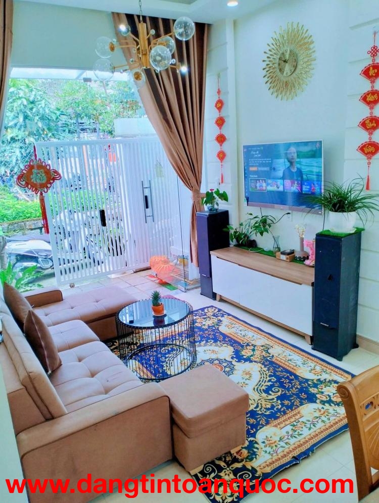 Cho thuê nhà nguyên căn 3 phòng Nguyễn Lương Bằng phường 2 Đà Lạt giá 10 triệu