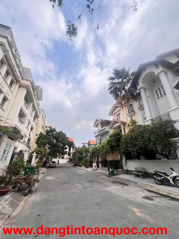 MT Đoàn Hữu Trưng, An Phú Vista Q2 Vị trí góc 2MT Đoàn Hữu Trưng và đường số 11, giá chỉ 135tr/m2.