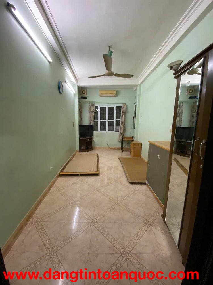 Cho thuê nhà ngõ 27 Đại Cổ Việt, 33m² x 4 tầng, 3 ngủ, 2 vệ sinh, 10 triệu/tháng