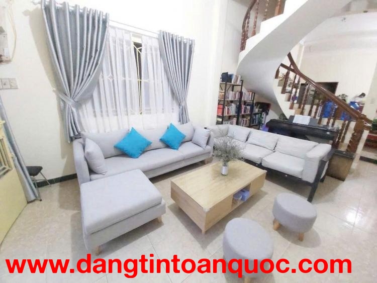 CHO THUÊ Nhà Nguyên Căn 130m2 Gò Vấp – 3PN, 2WC – Hẻm 4m An Ninh – Phù Hợp Ở & KD Online