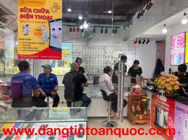 SANG CỬA HÀNG ĐIỆN THOẠI ĐẸP VỊ TRÍ ĐẮC ĐỊA Địa chỉ: 69/49 Nguyễn Gia Trí, Phường 25, quận Bình Thạn