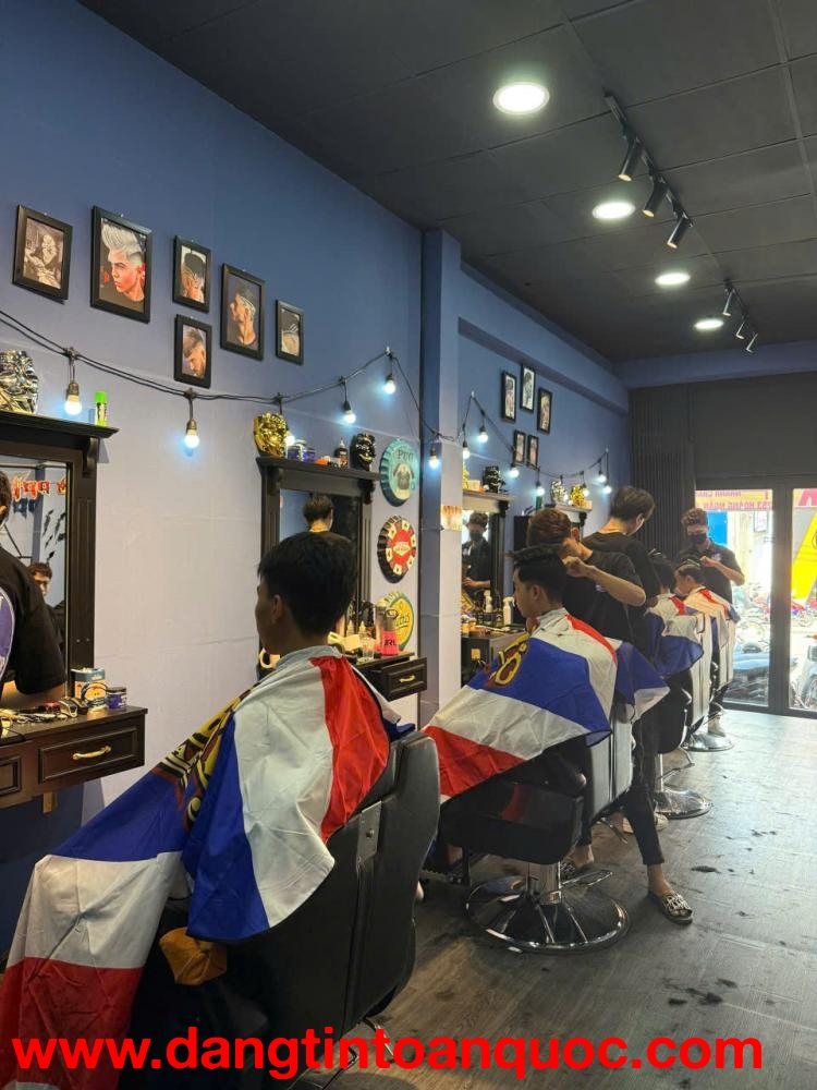 Sang Barber Tóc Nam Mặt Tiền –Số 253 Hoàng Ngân, P.16, Q.8 ( Phường Phú Định, Tp HCM Mới)