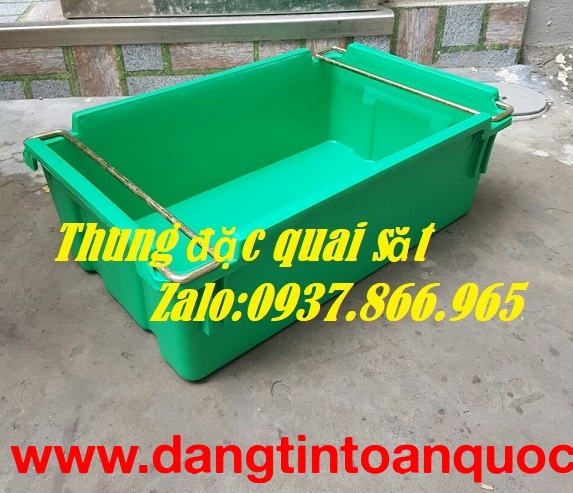 Bán thùng A2, thùng có quai đựng kim khí, khay nhựa có quai sắt