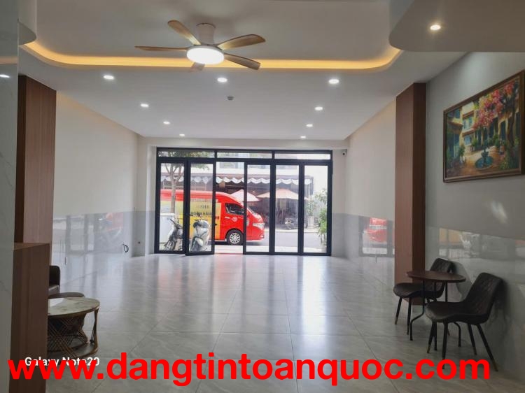 Cho thuê văn phòng mặt tiền Bùi Thiện Ngộ – 190m² – giá 17 triệu/tháng