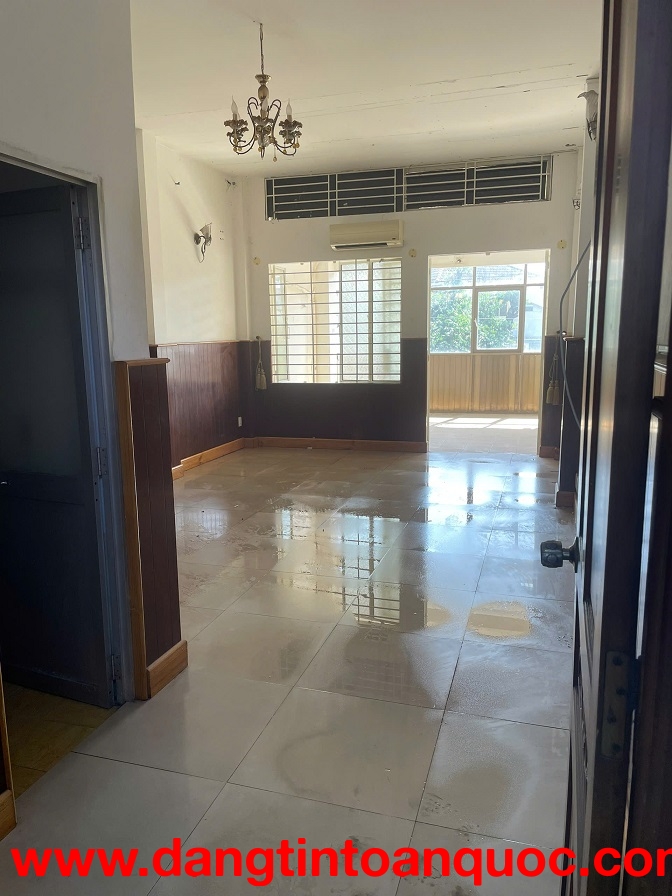 CHO THUÊ NHÀ MẶT TIỀN – 35 XUÂN HỒNG, P.12, TÂN BÌNH