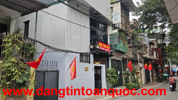 CHO THUÊ NHÀ NGÕ 13 LĨNH NAM – SAU TIME CITY, Ô TÔ ĐỖ CỬA