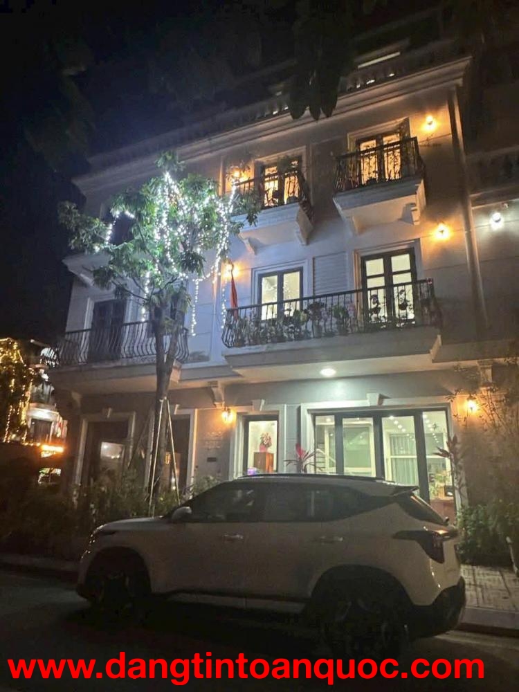 CHO THUÊ HOẶC BÁN NHÀ 4 TẦNG MỚI ĐẸP – VỪA Ở VỪA KINH DOANH – PHÒNG KHÉP KÍN RIÊNG BIỆT