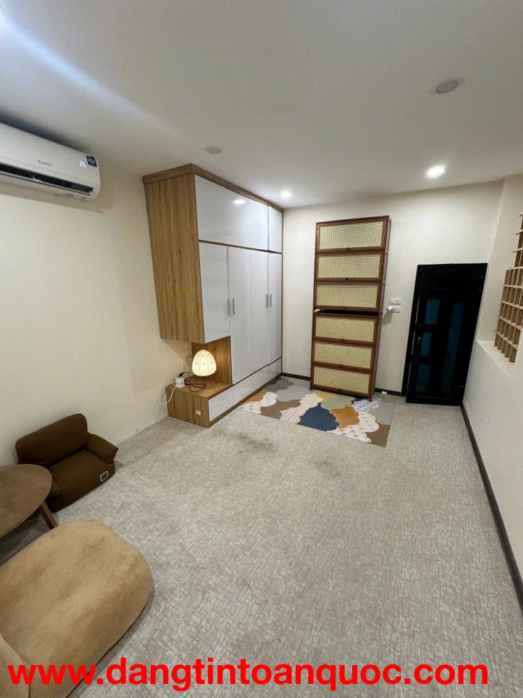 CHO THUÊ NHÀ RIÊNG 2 TẦNG – ĐỐI DIỆN CÔNG VIÊN THỐNG NHẤT