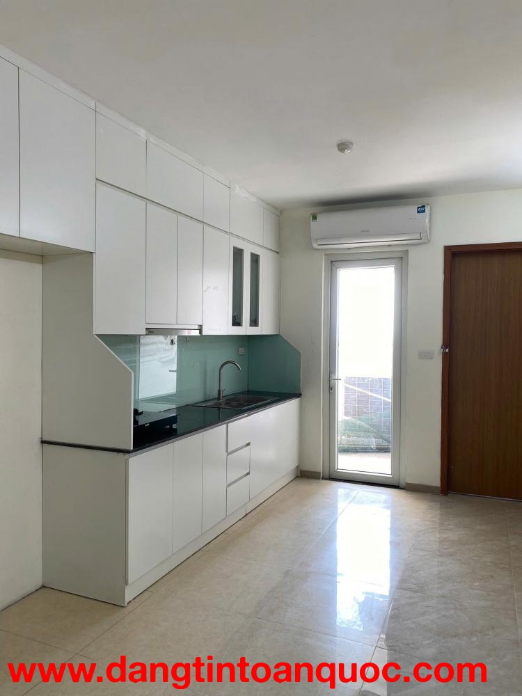 Cho thuê căn hộ CC Nguyễn Huy Tưởng. 90m², 2PN, 2 WC.  12 triệu