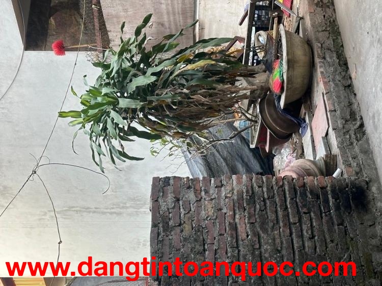 Bán đất Việt Hưng - Oto đỗ cổng -ô tô tránh cực gần Vuông như bánh chưng-50m 6 tỷ (TL)