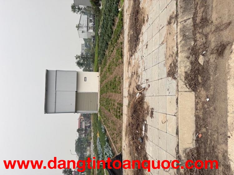 Bán đất Tái định cư Ngọc Thụy- Vỉa hè đá bóng- View công Viên- đường Phân Làn Oto-100m 24,xtyr(TL)