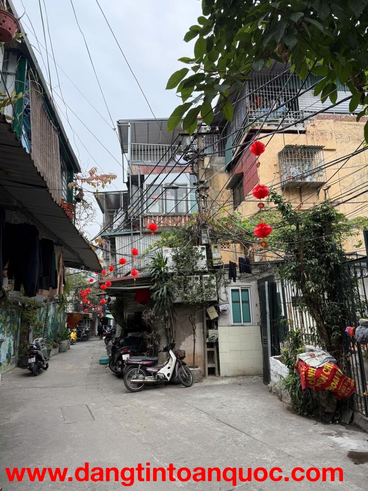 Bán căn hộ tầng 3 + 4 tập thể Mai Hương DTSD 80m2, 3.2 tỷ SĐCC