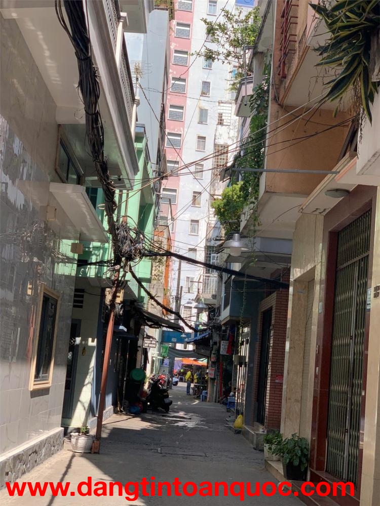 ! Nhỉnh 4 Tỷ - ÔTô Sát Nhà – Ngay Nguyễn Biểu – Cầu Chữ Y   4 3 Tầng 3 Pn Vuông Vức Đẹp