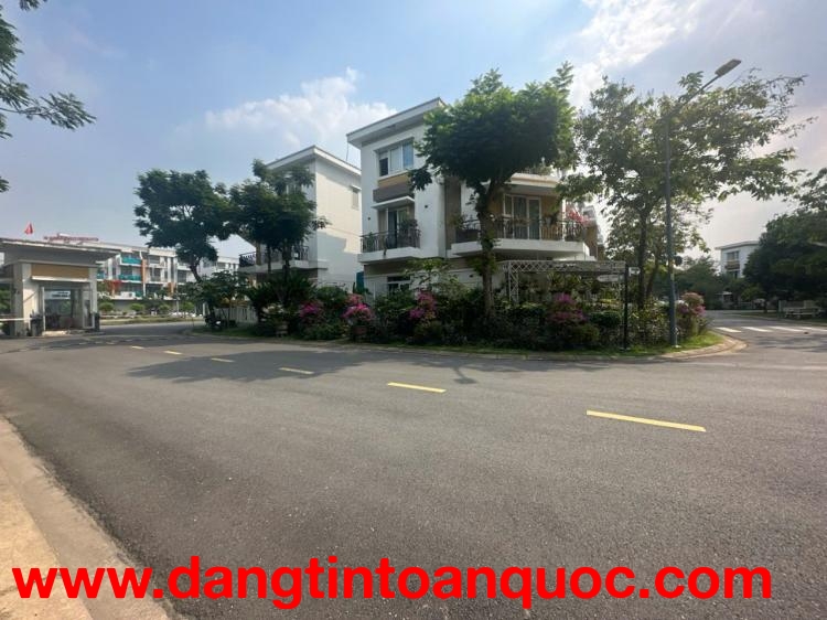 CHỈNH CHỦ BÁN GẤP CĂN GÓC 2 MẶT TIỀN VIEW CÔNG VIÊN – HỒ BƠI LOVERA PARK KHANG ĐIỀN BÌNH CHÁNH (HÀNG