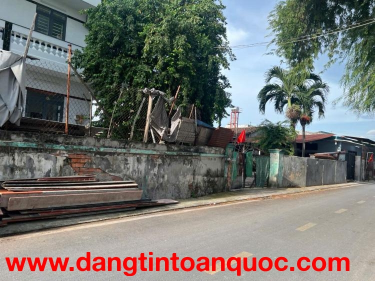 BÁN NHÀ 2 LẦU TÂN XUÂN HÓC MÔN ĐƯỜNG NHỰA 10M 20X42M