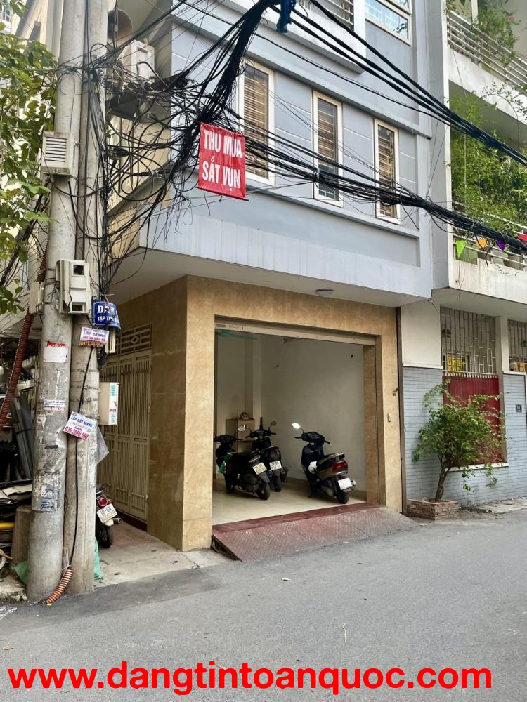 CHO THUÊ CỬA HÀNG CĂN GÓC ĐÊ LA THÀNH, GIẢNG VÕ, ĐỐNG ĐA, HÀ NỘI