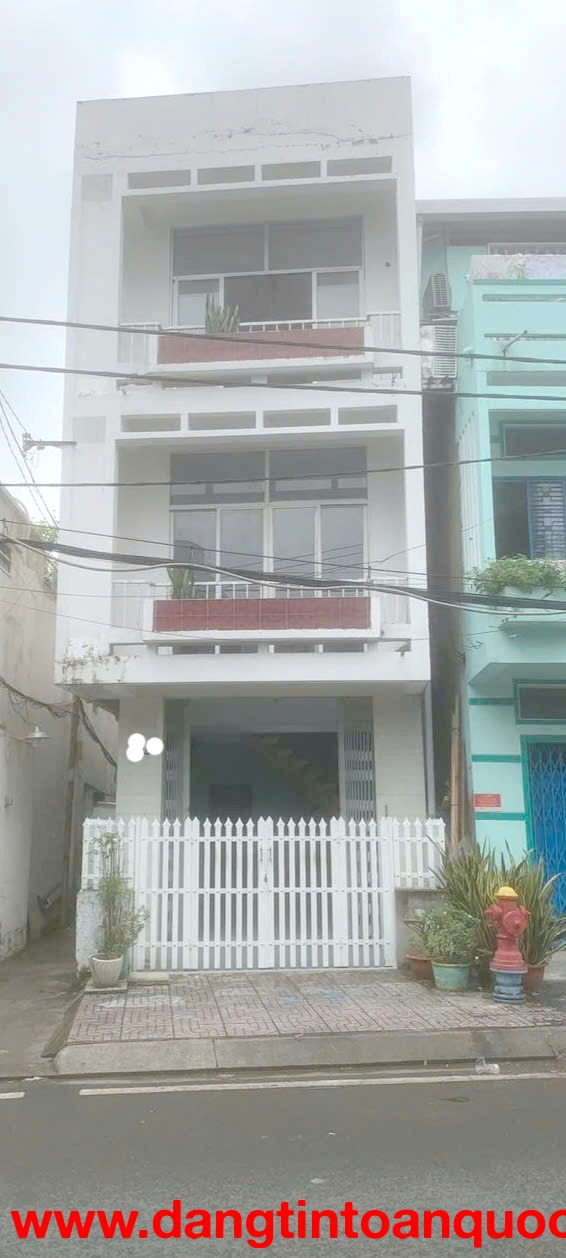 Nhà MT 2 lầu Tùng Thiện Vương - P11 - Q8, Giá : 8.6 Tỉ (TL)