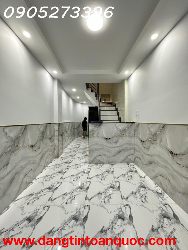 HIẾM BÌNH THẠNH - XE HƠI TỚI NHÀ - SÁT MẶT TIỀN - 33M2  SỔ ĐẸP-  2 TẦNG - CHỈ 4.65 TỶ