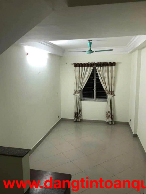 Cho thuê nhà nguyên căn chính chủ tại ngõ 218 Đường Láng - Đống Đa- HN