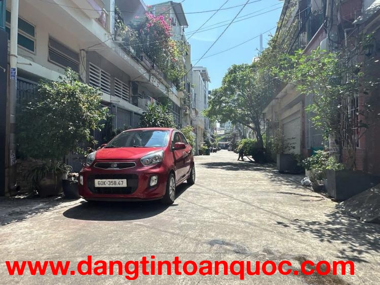 Bán nhà tặng NT vào ở ngay HXH Phan Huy Ích ngang 4m 56m2 gần Emart chỉ 5.8 tỷ.