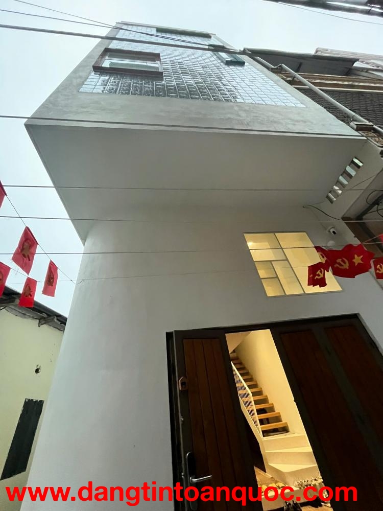 Chính chủ bán nhà mới - Ngõ 26 đường Cầu Diễn - Nhà đẹp, thiết kế hiện đại, full nội thất