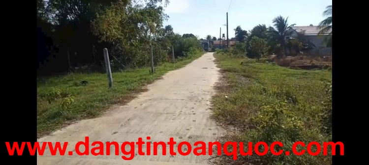 CHÍNH CHỦ bán đất -  Giá tốt - Cần bán lô đất vị trí đẹp xã Mỹ Quý Tây, Đức Huệ, Long An