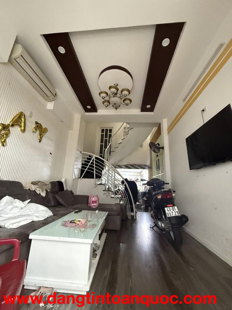 ????????Bán nhà 3 tầng 3 mê đường nhánh Xuân Đán 3 - đối lưng Nguyễn Tất Thành