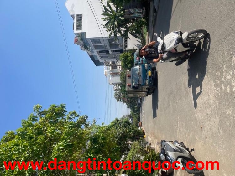 Mặt tiền KDC Phú Lợi, 4 tầng 5x24 xe hơi ngủ chỉ 9 tỷ nhỉnh - 0931172218