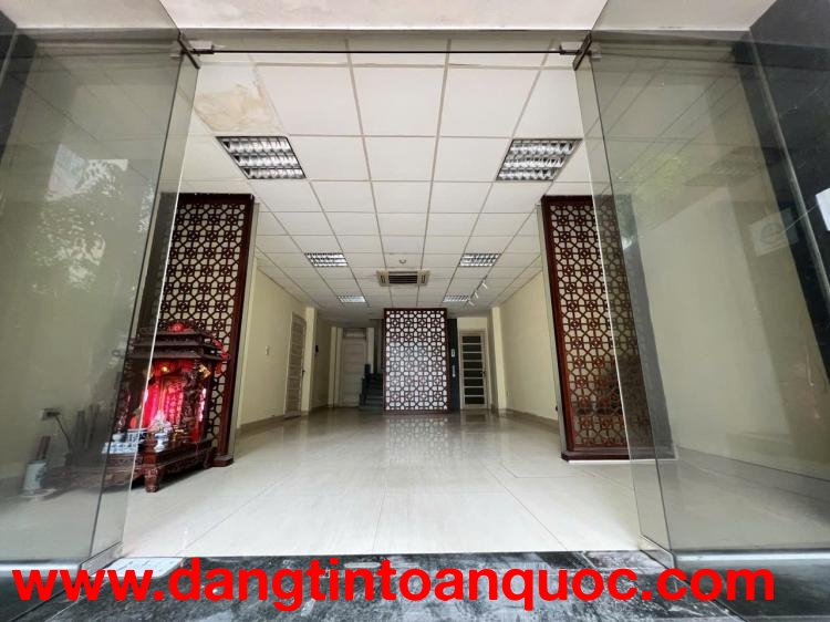 5 TẦNG - THANG MÁY - MẶT PHỐ PHÂN LÔ VIP HOÀNG CẦU - VỈA HÈ LỚN - Ô TÔ DỪNG ĐỖ VÀO SÂN - VĂN PHÒNG -