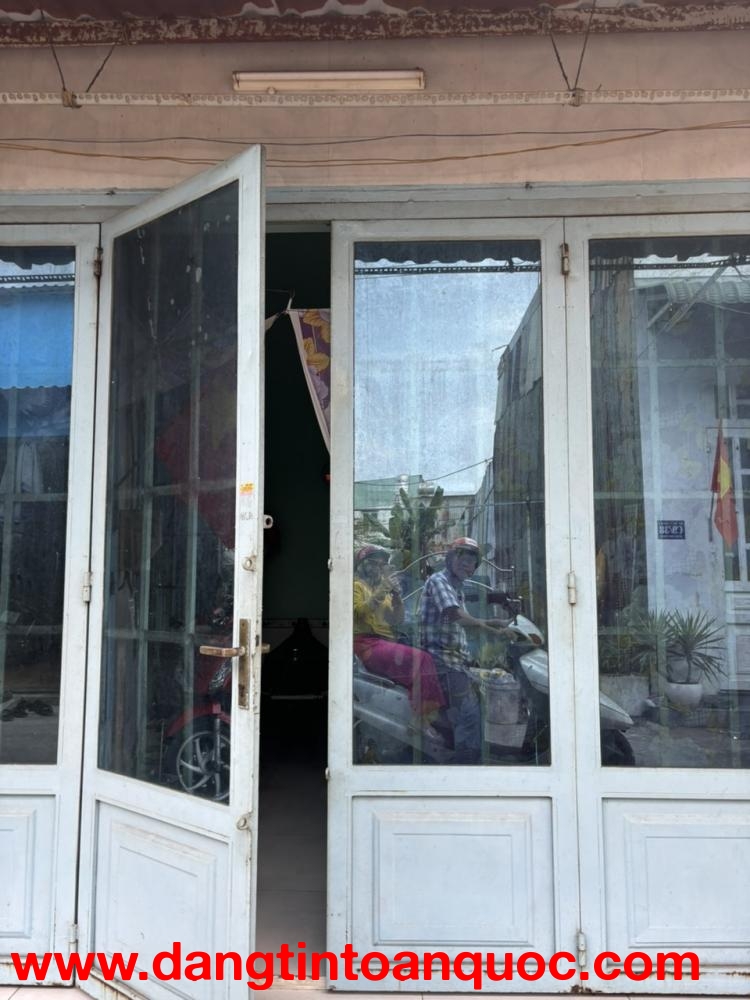 CHÍNH CHỦ CẦN BÁN NHÀ LIÊN KHI 5-6 HUYỆN BÌNH CHÁNH - TP HỒ CHÍ MINH