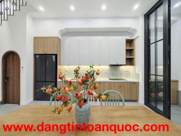 Nhà mới 3 tầng kiệt ô tô hiếm Hòa Cường – hướng Đông -  Sát Đường Lê Thanh Nghị - Nhà Đẹp ở Ngay