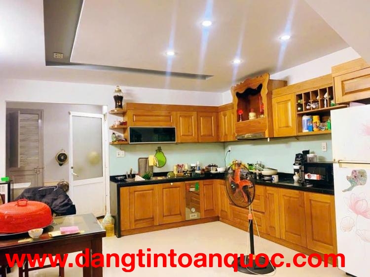 Nhà 3 tầng trung tâm 2/9 – cách Cầu Rồng 500m, xe hơi tận cửa