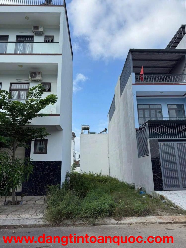 Bán lô đất tái định cư Mỹ Gia, Diện tích 100m2 Giá 6 tỷ450 lh e