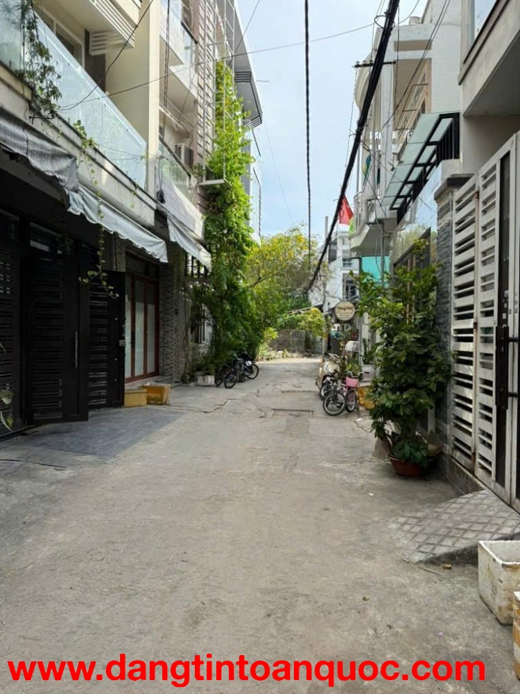 Nhà lô góc Tân Sơn Nhì – DT 4x15 - 3 tầng full công năng – đi AEON Mall Tân Phú chỉ vài phút