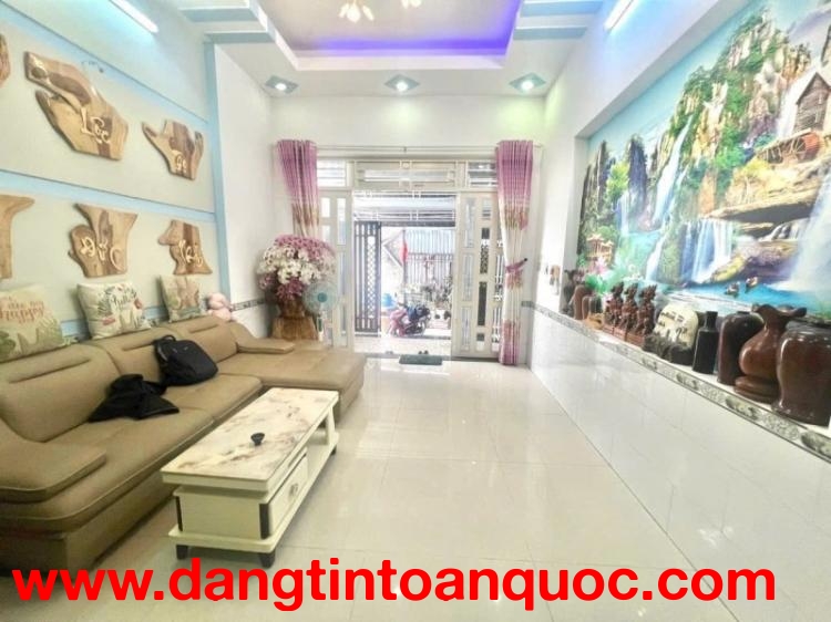 Bán nhà 3 tầng, đường số 38, Hiệp Bình Chánh, Thủ Đức, TP HCM - diện tích 59m2, giá 6,45 tỷ. Sổ Hồng